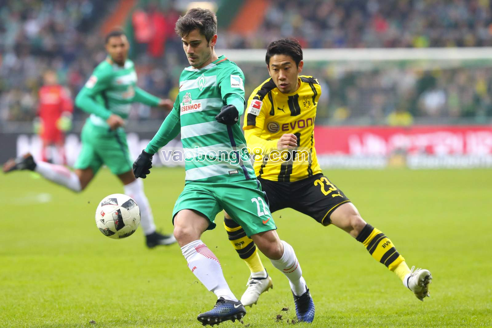 Soi kèo Dortmund vs Atalanta 01h00 ngày 16/02 vòng 1/16 Europa League 2017/18