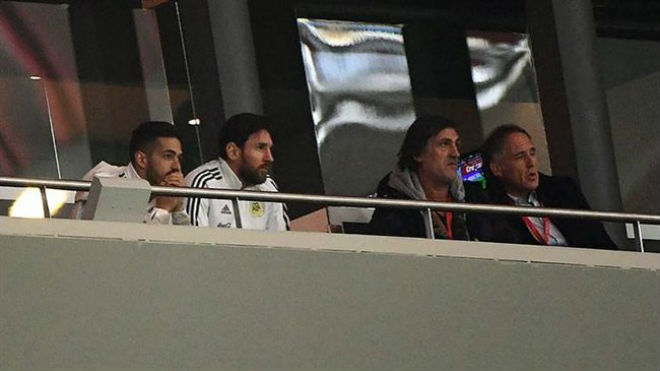 messi-tron-tranh-dt-argentina-quyet-dau-voi-ronaldo. 1