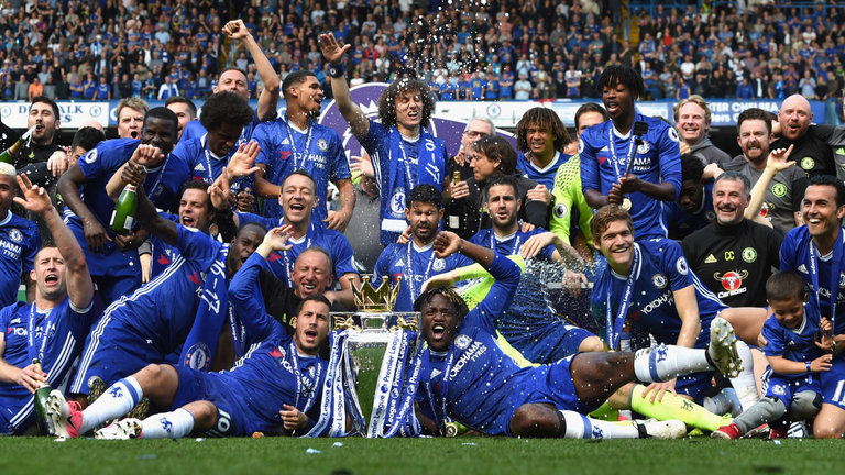 Chelsea bám vào Liverpool để mơ dự Champions League