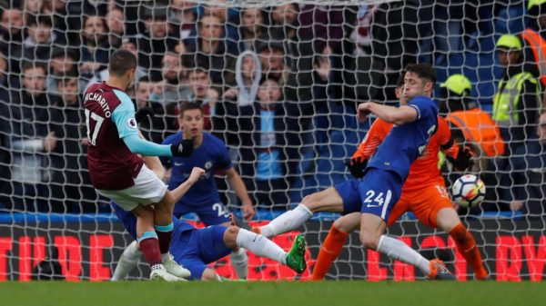 Chelsea lại không hoàn thành trận đấu trọn vẹn