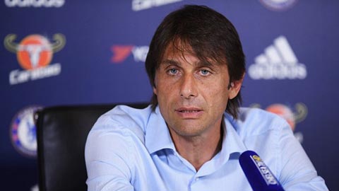 Chelsea thay Conte bằng cách mời “bố già” ngồi vào ghế nóng