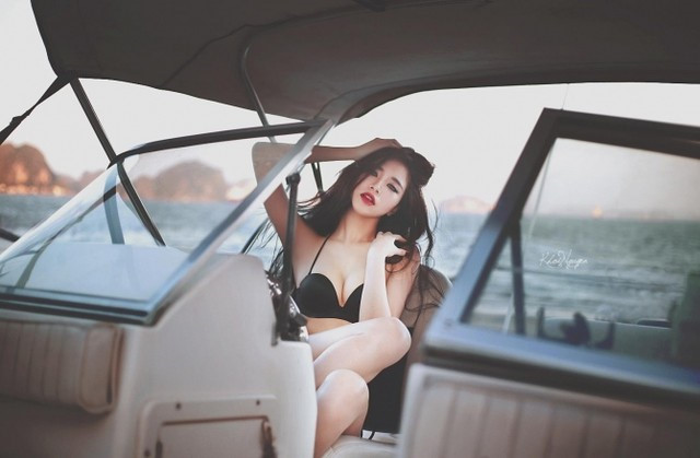 Tổng hợp hình ảnh hot girl bikini mặt xinh dếu bự part 2