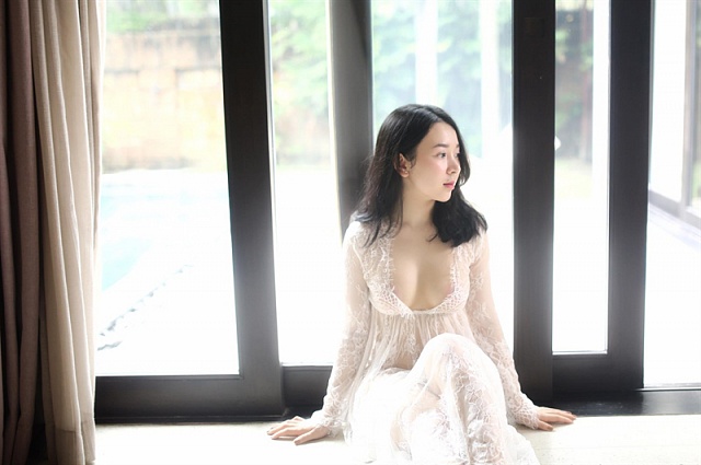 Hot girl Ngọc Phương nóng bỏng không khác gì gái Tây