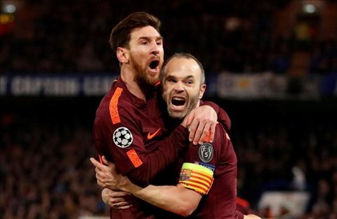 Messi phải trả cho huyền thoại Iniesta 2 Quả bóng vàng!