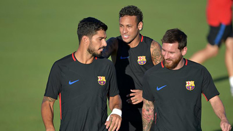 neymar-lai-gay-xon-xao-khi-noi-nho-dong-nghiep-cu. 1