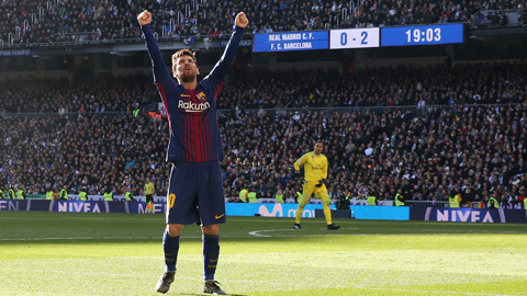 vang-ronaldo-messi-la-nguoi-buon-hon-ca-1