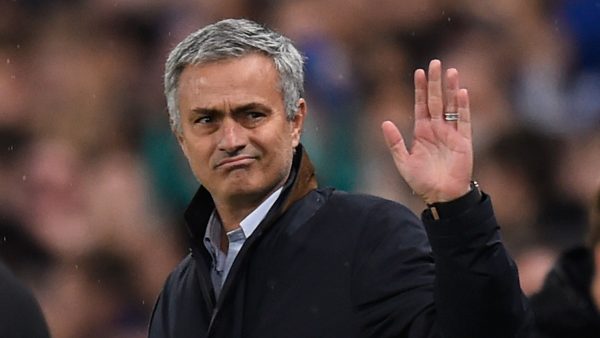 Paul Scholes tiếp tục đào sâu mâu thuẫn với  HLV Mourinho