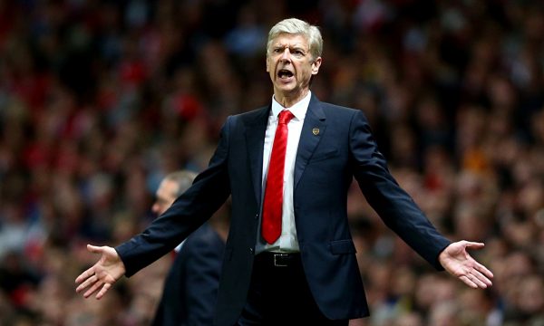 ro-thong-tin-hlv-wenger-quay-tro-lai-san-co-2