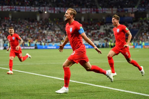 Harry Kane vụt sáng giúp tuyển Anh vào VCK