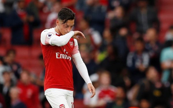 Torreira và màn trình diễn cống hiến ở đại chiến với Liverpool