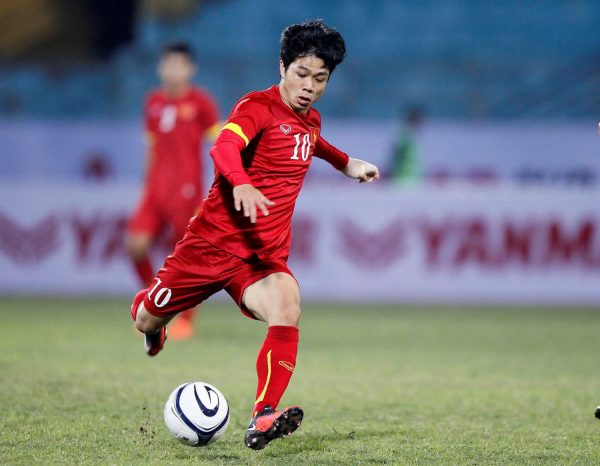 cong-phuong-tu-tin-truoc-tran-chung-ket-luot-di-1