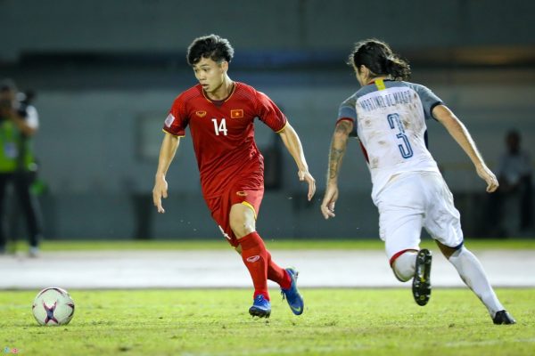 cong-phuong-tu-tin-truoc-tran-chung-ket-luot-di-2