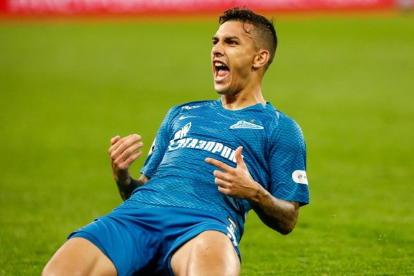 Leandro Paredes bị chê lắm mồm