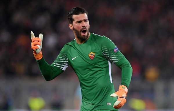 Petr Cech tuyên bố chính thức giải nghệ
