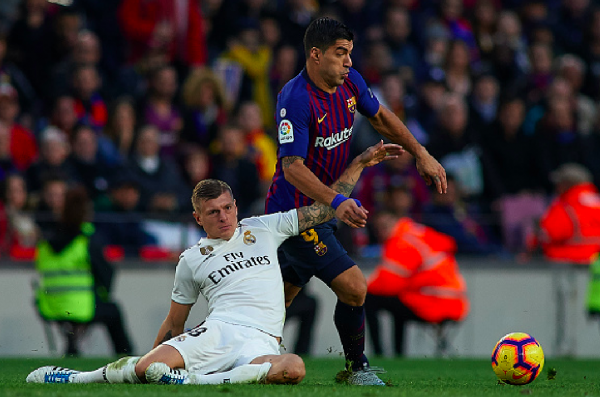 HLV Solari nói gì về trận thua thảm với Barca