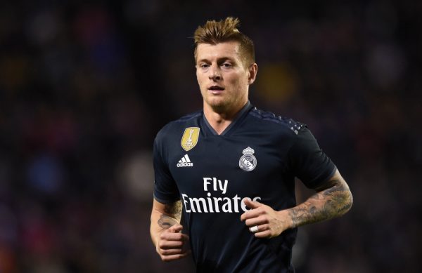 Man Utd cạnh trạnh với PSG chiêu mộ sao Real