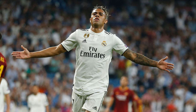 Ngỡ ngàng với thành tích siêu tệ hại của người thay thế Ronaldo