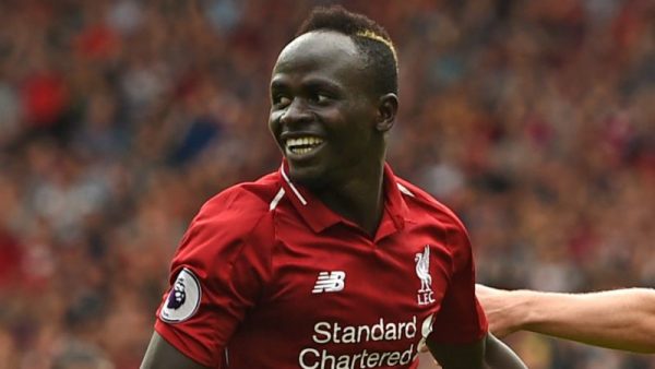 Cuộc đua giày vàng của Mane và Salah