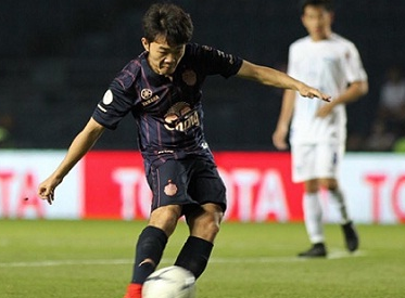 Xuân Trường lần đầu tiên ghi bàn cho Buriram tại Thai League